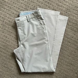 Vineyard Vines Straight Leg Thin Navy & White Striped On-The-Go Pants